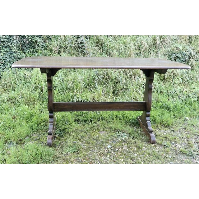 Good Quality Elm Refectory Dining Table This is a Superb piece it is a good quality Country Elm Table in the refectory...