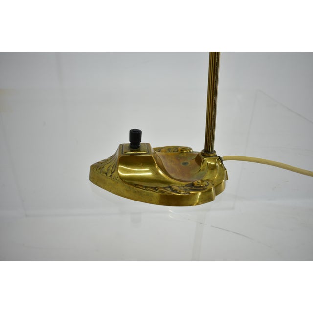 Vintage Vienna Secession style Table Lamp in Brass & Glass, Austria, 1930s For Sale - Image 6 of 18