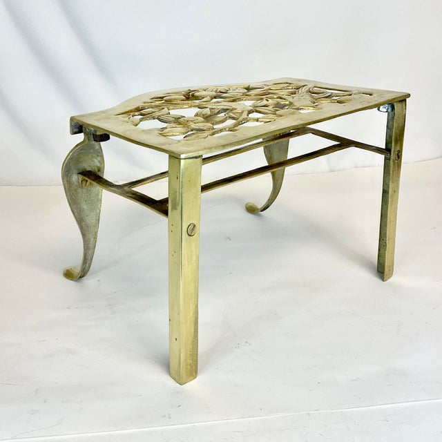 Brass Late 1800s Antique English Cast Brass Fireplace Footman Kettle Pot Stand. For Sale - Image 8 of 11