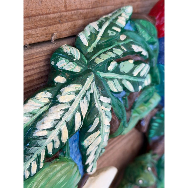 Vintage Tropical Parrot & Toucan Ceramic Wreath Wall Sculpture For Sale In Naples, FL - Image 6 of 12