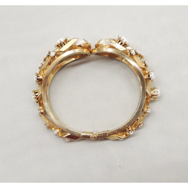 1960s Vintage 1960s Signed Castlecliff White Rhinestone Clamper Bracelet For Sale - Image 5 of 9