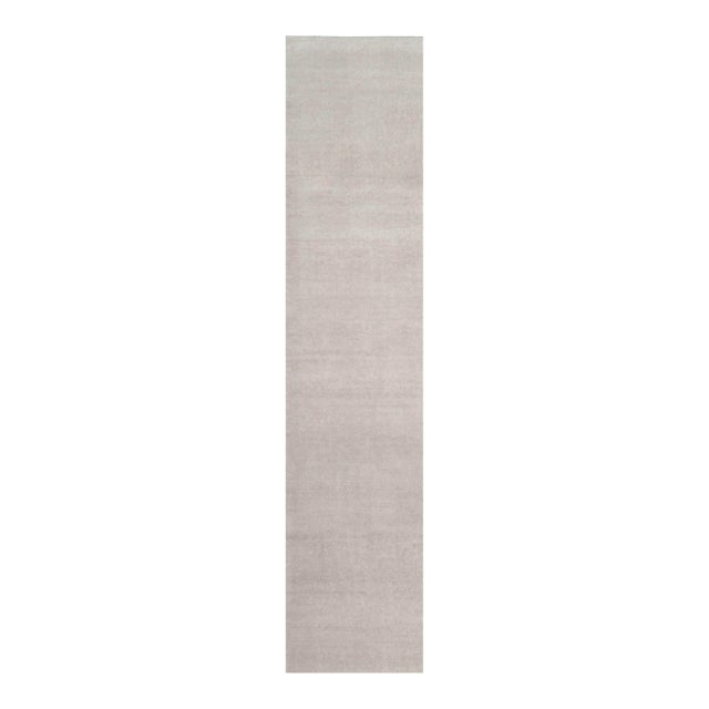 Rug & Kilim’s Oversized Contemporary Textural Solid Rug in Ivory Tones For Sale