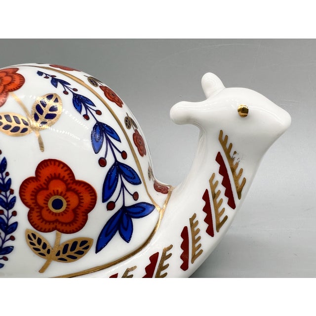 Ardalt 1980s Japanese Tapestry Collection Floral Snail Figurine – Imari Style / Grandmillennial For Sale - Image 4 of 9