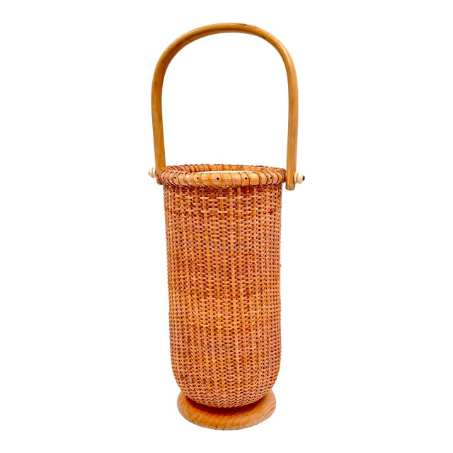 Vintage Nantucket Basket Wine Chiller, Carrier or Vase With Hard Plastic Liner For Sale