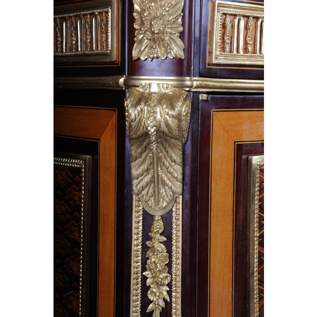 20th Century Louis XVI Style Commode in Style of Jean Henri Riesener For Sale - Image 17 of 18