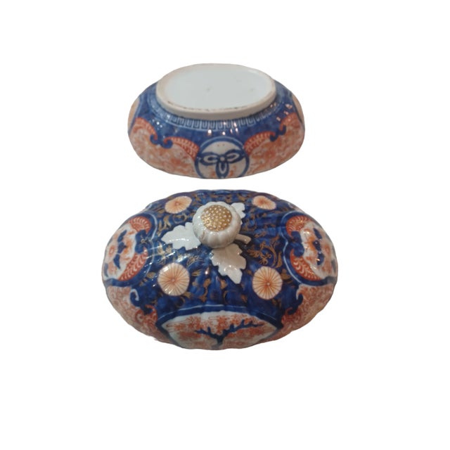 Chinoiserie Vintage Ceramic Chinoserie Asian Lidded Dish For Sale - Image 3 of 3