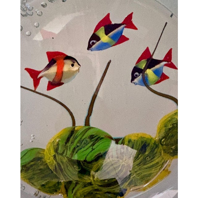 1990s Vintage Murano Glass Disc Aquarium on Stand For Sale - Image 5 of 11