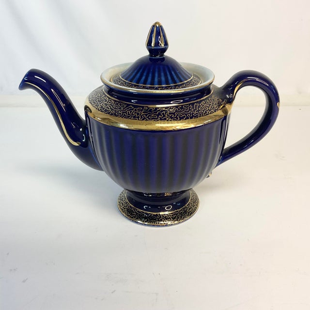1950s Vintage Art Deco Hollywood Regency Cobalt Blue Tea Pot, Hall China Company For Sale - Image 6 of 11