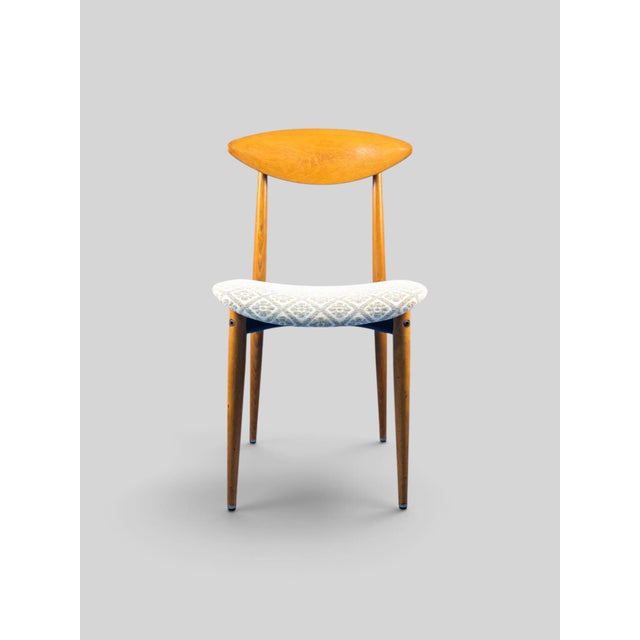 Mid-Century Italian Dining Chairs in Beech, Italy, 1960s, Set of 4 For Sale - Image 17 of 18