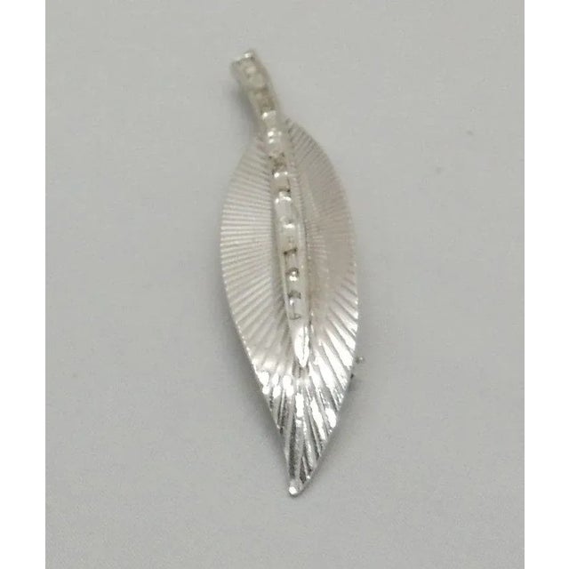 Modern Vintage Late 1950s Signed Boucher Rhodium Plated Rhinestone Leaf Brooch For Sale - Image 3 of 8