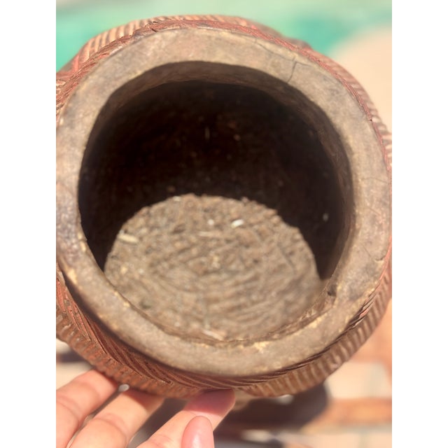 Early 20th Century African Carved Ritual Vessel — Zoomorphic Mortar on Human Feet With Red Ochre For Sale In Palm Springs - Image 6 of 8