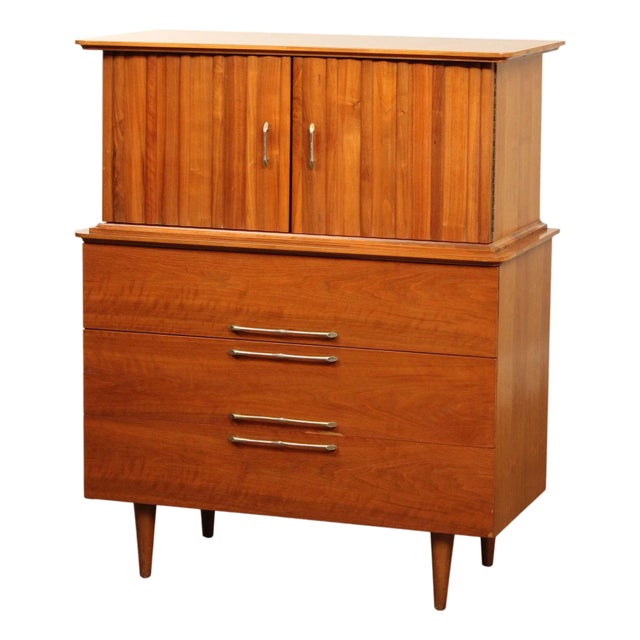 Young Manufacturing Mid Century Modern Walnut Gentleman's Chest For Sale