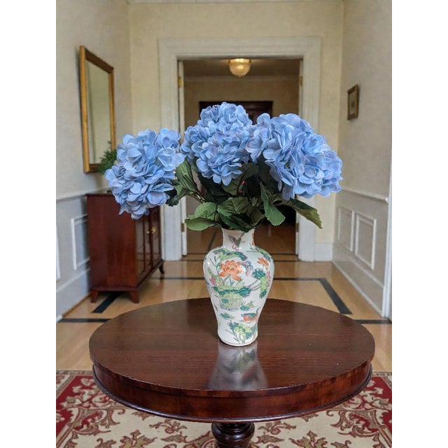 Vintage Chinese Qianlong Mark Famille Verte Wucai Porcelain Vase For Sale - Image 14 of 15