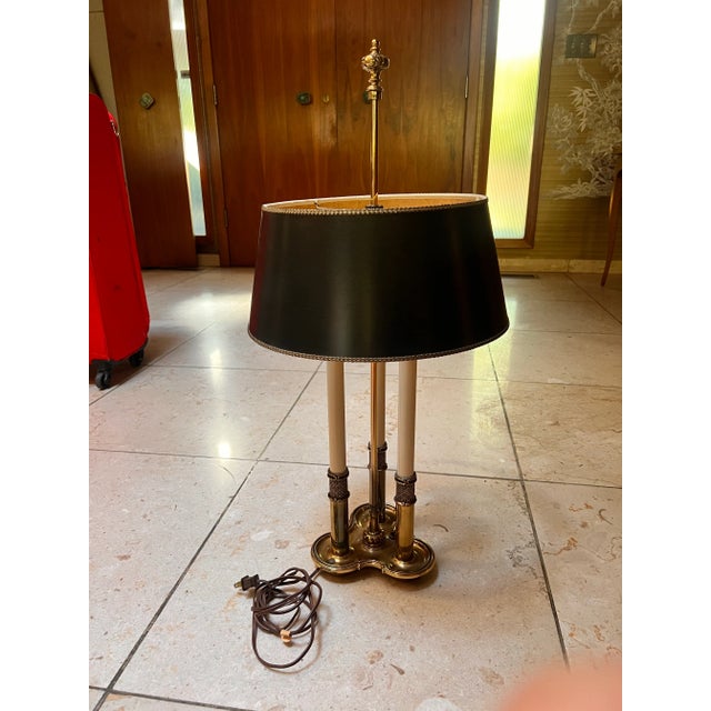 Hollywood Regency Vintage Stiffel Brass Bouillotte Table Lamp, Three-Light, Adjustable Black Tôle Shade For Sale - Image 3 of 10