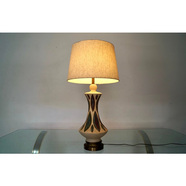 1960’s Mid-Century Modern Glazed Pottery Ceramic Table Lamp For Sale - Image 11 of 12