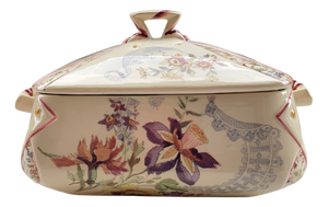 Lavalliere Vegetable Dish from Sarreguemines, 1890s