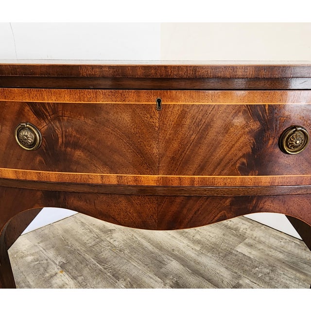 Early 20th Century Georgian Style Inlaid Mahogany Sideboard For Sale In New York - Image 6 of 18