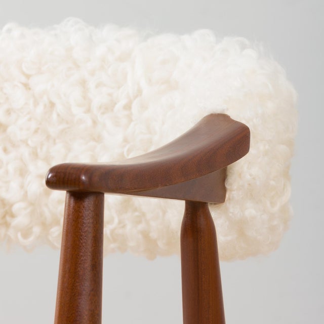 Farstrup Teak Chair in Natural Sheepskin Upholstery by Th. Herlev for Farstrup Møbler, 1960s For Sale - Image 6 of 14