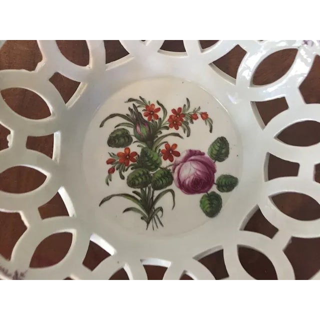 Ceramic Antique 18th Century Worcester Floral Design Porcelain Bowl For Sale - Image 7 of 13