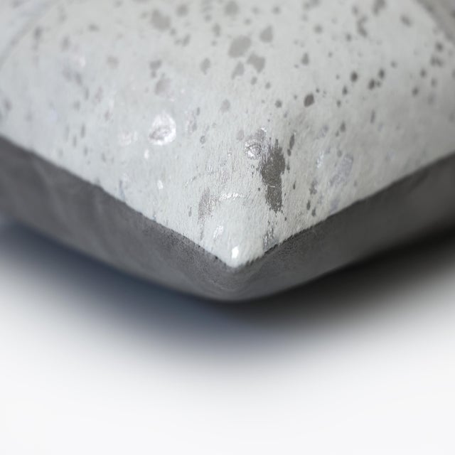 Luxury Silver Cowhide Leather Throw Pillow 16x24 | Handmade Metallic Designer Lumbar Cushion For Sale In San Francisco - Image 6 of 10