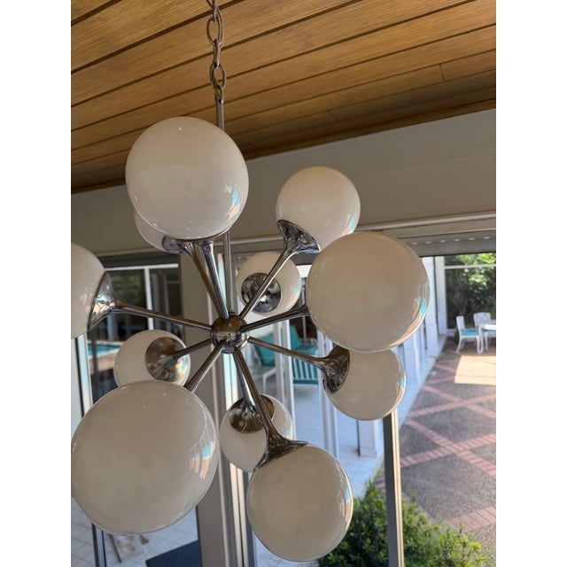 1970’s Mid-Century Modern Lightolier 12-Light Atomic Chrome & Milk Glass Sputnik Chandelier For Sale - Image 9 of 12