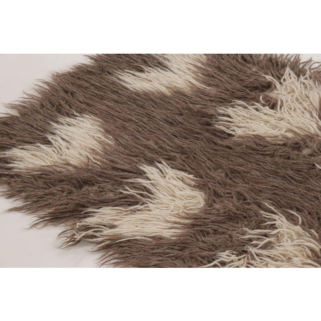 Textile Vintage Turkish Tulu Shag Runner Pair With Stylized Heart Motifs - Rug & Kilim For Sale - Image 7 of 8