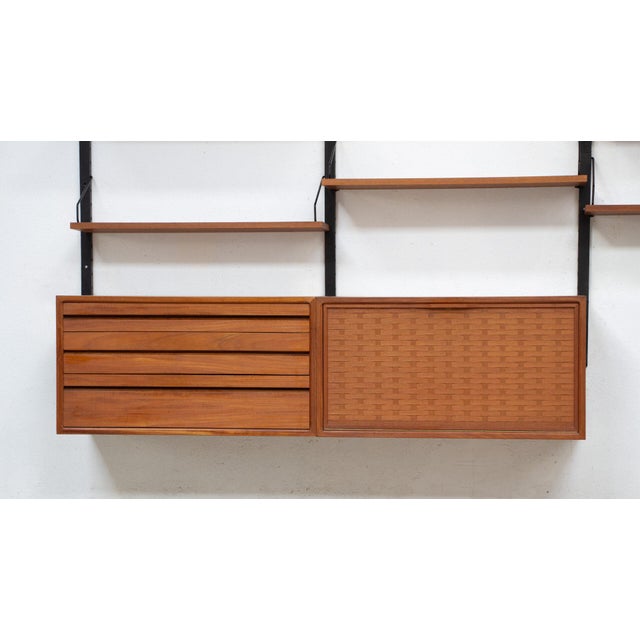 1950s Vintage Royal System Bookcase with Drop-Leaf Table by Poul Cadovius, 1950s For Sale - Image 5 of 13