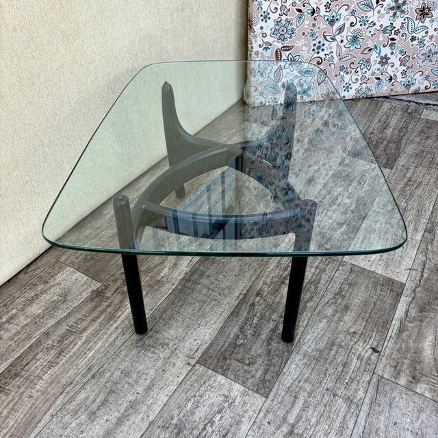Mid Century Modern Side Table Attributed to Adrian Pearsall for Craft Associates, Circa 1960s For Sale - Image 17 of 18