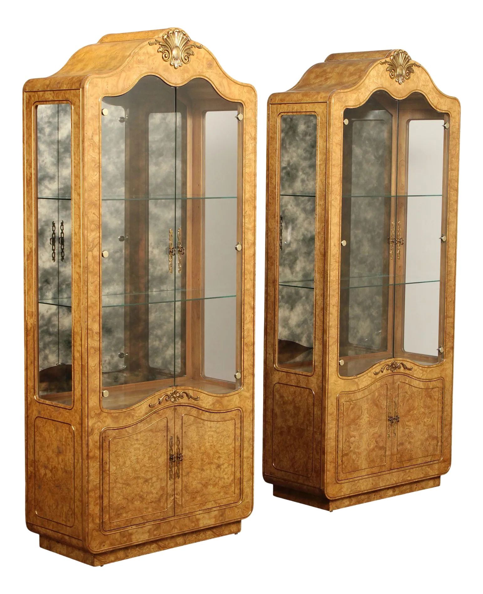 Vintage Mastercraft China and Display Cabinets | Chairish display picture 1