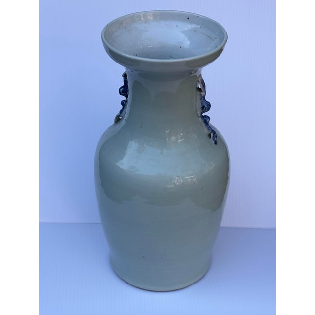 Mid 19th Century Blue Chinoiserie Vase With Foo Dogs For Sale - Image 5 of 6