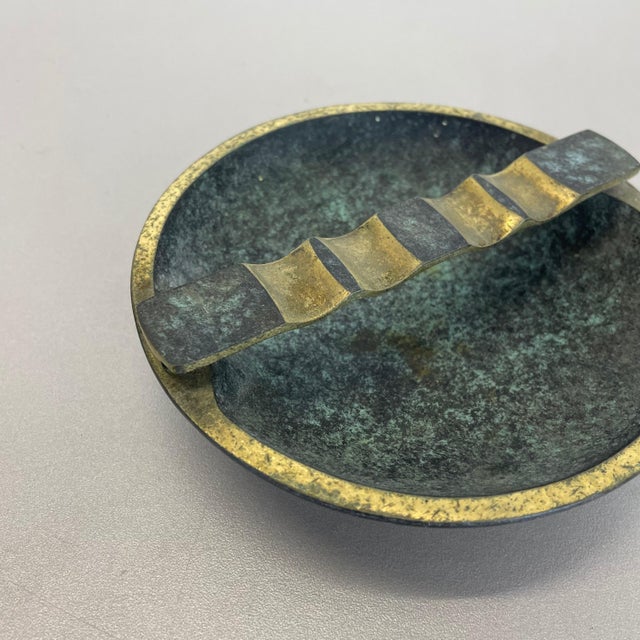 Metal Vintage Hagenauer Austrian Tripod Brass Ashtray, Austria, 1950s For Sale - Image 7 of 16
