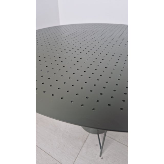 Molteni Model Panna Cotta Outdoor Coffee Table in Stainless Steel and Stone by Ron Gilad for Molteni For Sale - Image 4 of 12