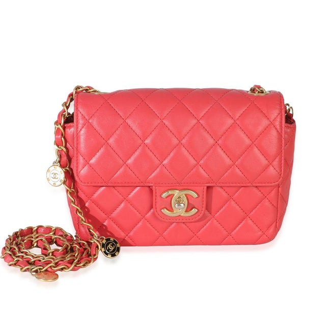 A timeless classic that never goes out of style, the flap bag from Chanel dates back to 1955 and has seen a number of...