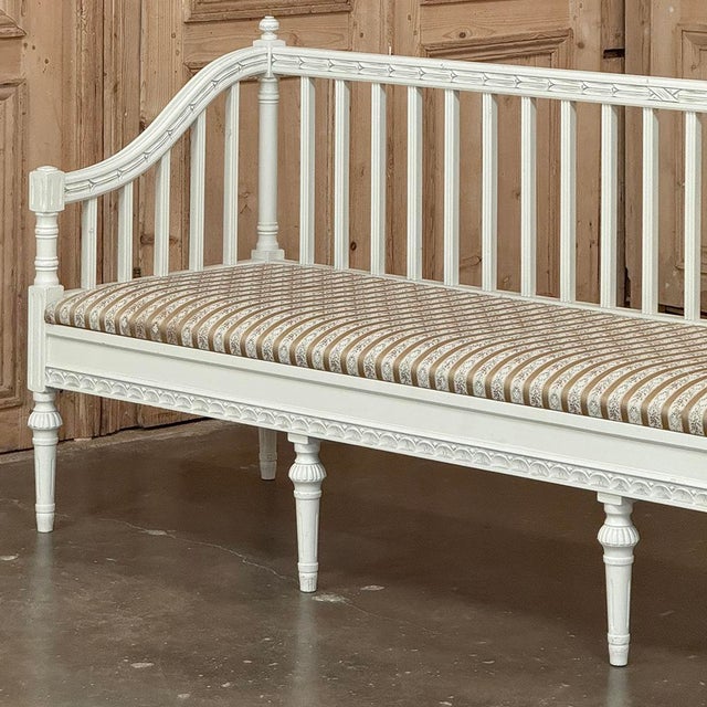 18th Century Swedish Gustavian Painted Settee ~ Neoclassical Design For Sale - Image 16 of 18
