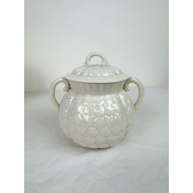 Cream 1940s Lenox Hawthorne White Tea Set- 3 Pieces For Sale - Image 8 of 12