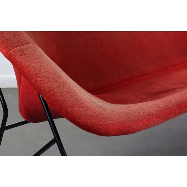 Vintage Italian Modern Sling Sofa with Iron Frame and Original Red Upholstery For Sale In Orlando - Image 6 of 10