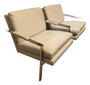 Pair of Chrome Lounge Chairs in White Leather Attributed to Milo Baughman