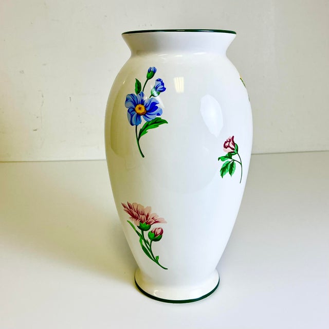 1996 Vintage Portuguese Hollywood Regency Tiffany & Co Porcelain Vase For Sale - Image 11 of 18