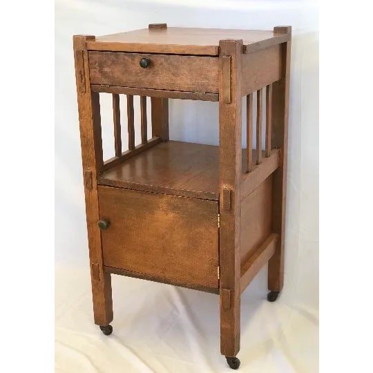 American Antique Arts and Crafts Solid Oak Side Table For Sale - Image 3 of 3