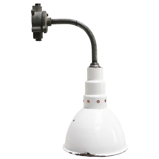 Vintage Industrial Cast Iron & White Enamel Wall Lights by Benjamin Usa for Benjamin Electric Manufacturing Company For Sale - Image 6 of 6