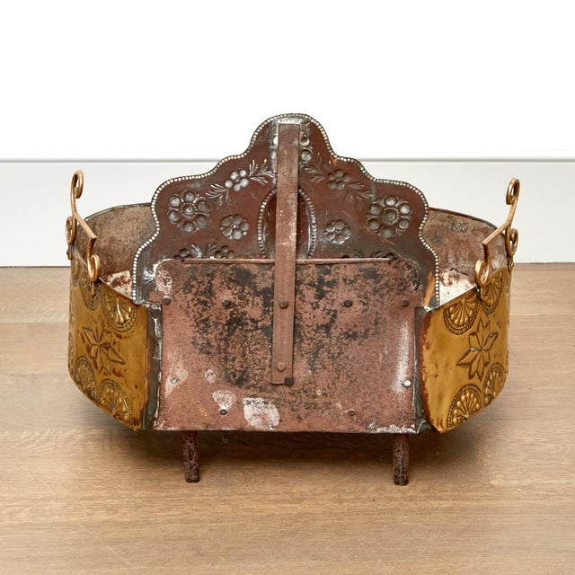 19th Century Continental Embossed Brass Jardiniere With Paw Feet For Sale - Image 4 of 6