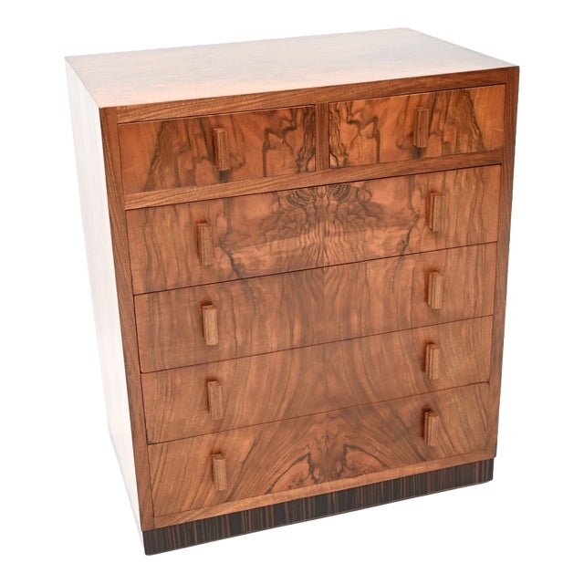 Art Deco Figured Walnut Chest of Drawers, 1930 For Sale