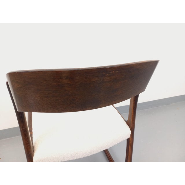 Vintage Sleigh Chair in Wood and Bouclé Fabric from Baumann, 1960s For Sale - Image 6 of 13