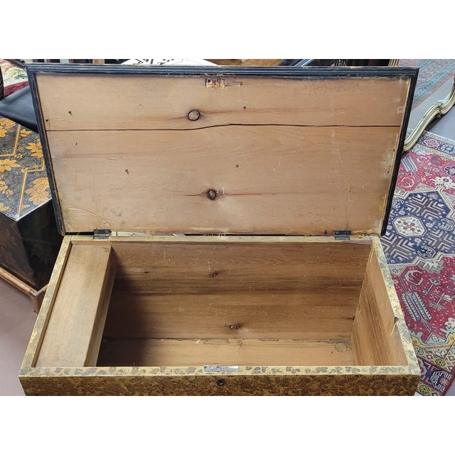 Early 19th Century Sponge Painted Blanket Chest For Sale - Image 4 of 13