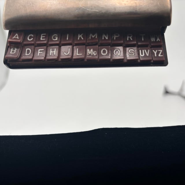 Mid-Century Sterling Silver Bates MFG Co. Pressalist Model ‘S’ List Finder Desk Collectible Circa 1960s For Sale - Image 10 of 12