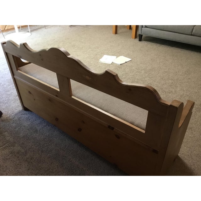 Native American 1990s Drexel Heritage Andean Pine Finish Storage Bench With Seating For Sale - Image 3 of 7