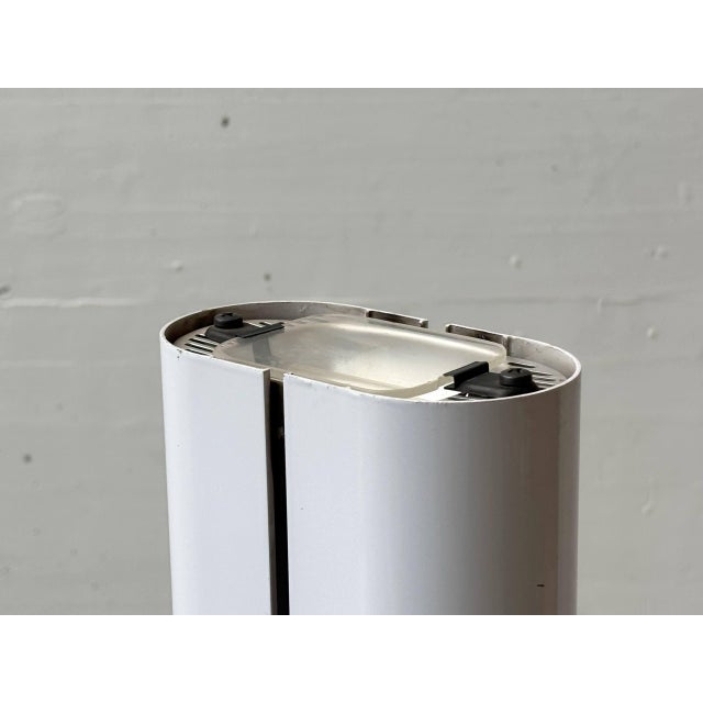 Megaron Floor Lamp in White by Gianfranco Frattini for Artemide, 1970s For Sale - Image 10 of 18