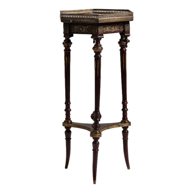 1880-1889 France Rich Walnut Brown Turned Walnut Pedestal Stand For Sale