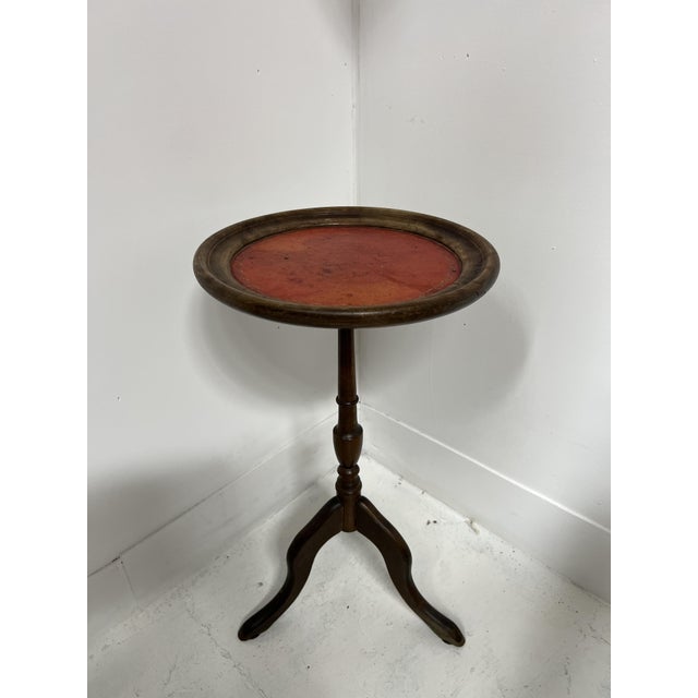 Brown Louis XVI Style Side Table in Wood, 20th Century For Sale - Image 8 of 8