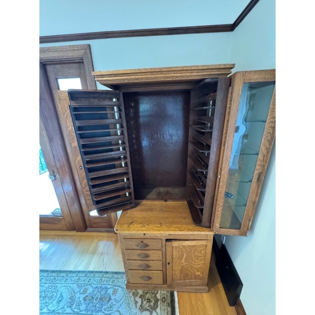 Physicians Cabinet Attributed to Manufacturer W.D. Allison Company For Sale In Seattle - Image 6 of 12